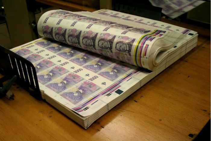 Peníze - bankovky - 1000 Kč - czk - české koruny