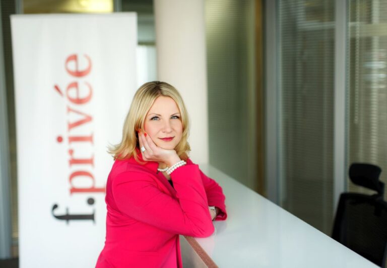 Pavlína Quittová, Fincentrum a f.privée