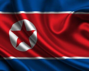 Vlajka KLDR - Severní Korea hrozí
