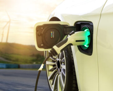 Vyplatí se investovat do elektromobility?